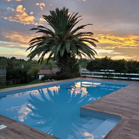 Louharechenia - Maison D'invites Au Pays-basque Avec Piscine & Jardin * Villefranque (Pyrenees-Atlantiques)